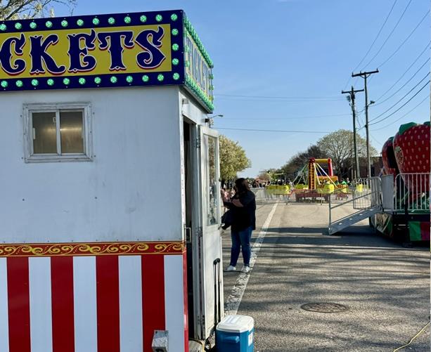 Ticket booth rental side view for carnival admissions and tokens